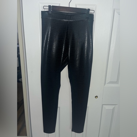 Express Pants - Express Faux Leather Snakeskin Leggings - Size Small-NWOT